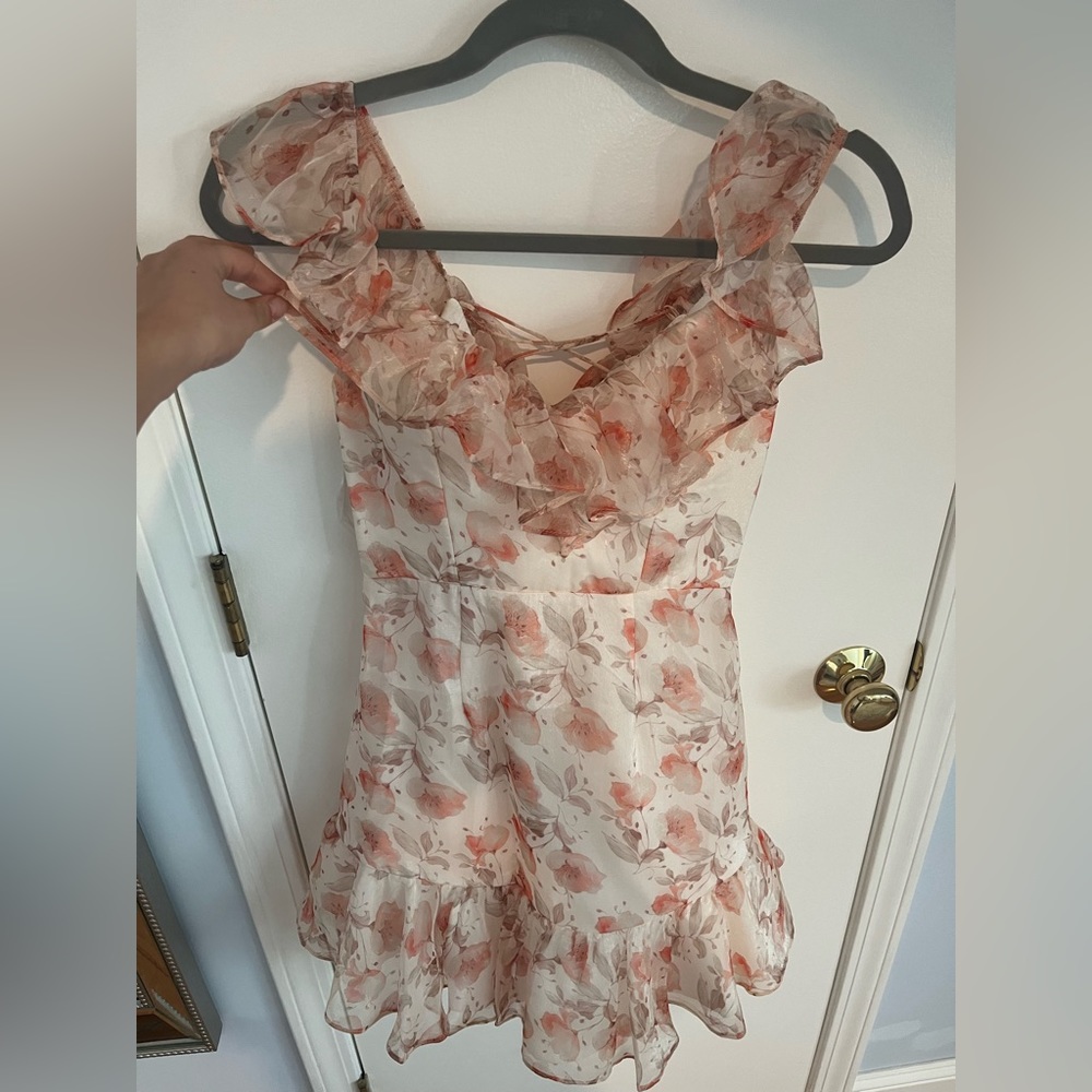 PINK FLORAL DRESS WITH LACE UP BACK